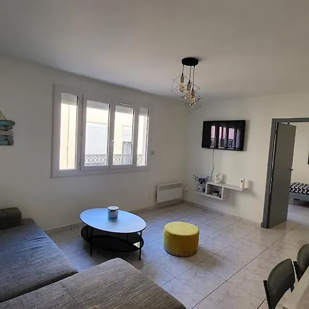 Appartement Chaleureux, Proche De La Gare Perpignan Buitenkant foto