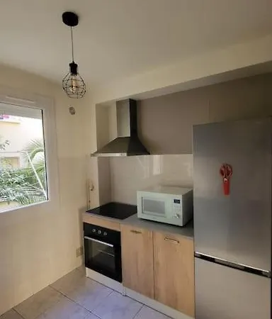 Appartement Chaleureux, Proche De La Gare Perpignan Buitenkant foto