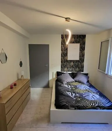 Appartement Chaleureux, Proche De La Gare Perpignan Buitenkant foto